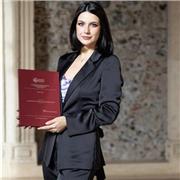 Dottoressa in Lettere Moderne, studentessa in formazione in Filologia Moderna